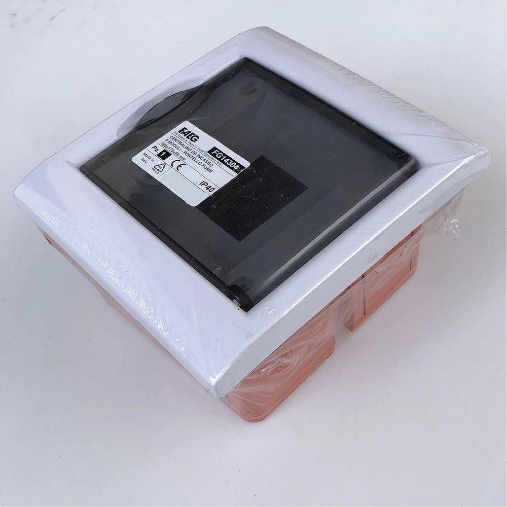 Trade Shop - Centralino Da Incasso 4 Moduli Cornice Bianca Portello Fumè 16x17x8cm Ip40 Fg14304 -