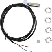 Sensor di avvicinamento 10 mm raggio di detezione - DC 0-35V Interruttore inductive aperto normalmente.