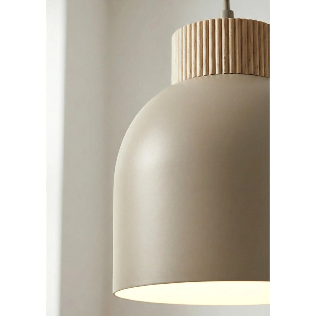 Lampada a sospensione KRU in acciaio beige e legno