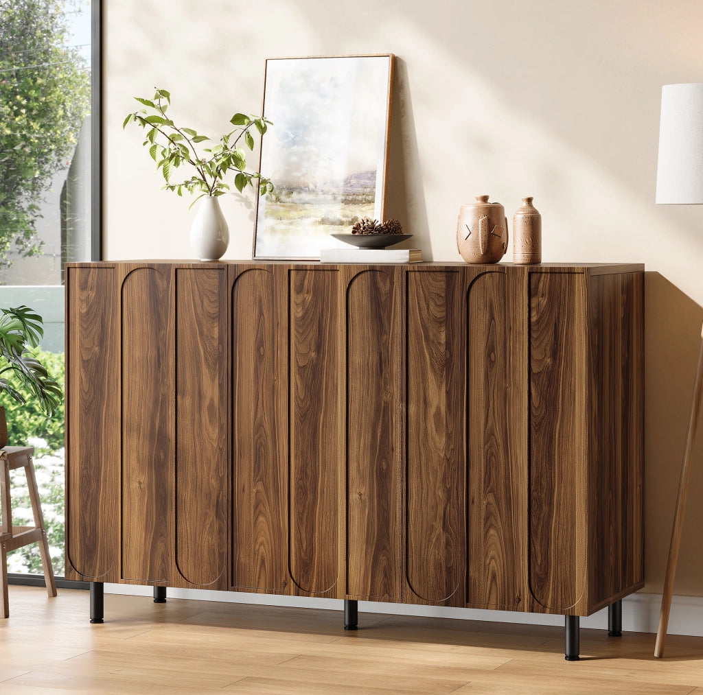 Sideboard a 3 ante con ripiani regolabili; PB e MDF; finitura noce
