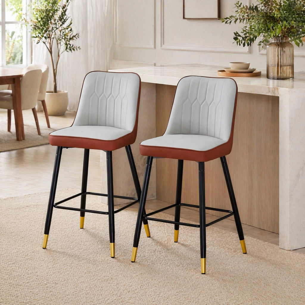 Sgabello da Bar Set di 2 con Poggiapiedi in Metallo, Schienale Ergonomico, in PU Marrone e Grigio Chiaro