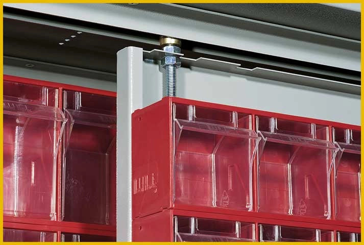Armadio Madia in metallo con cassettiere per minuteria cm. 127x40x195h