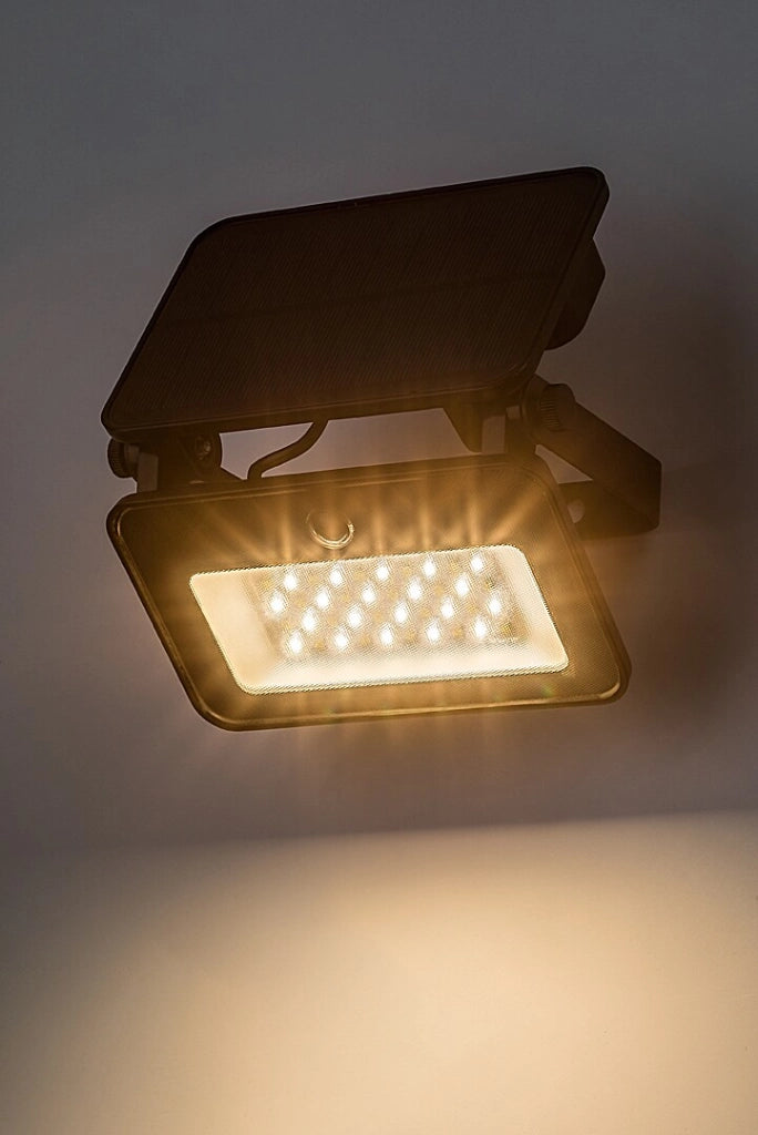 Faretto solare LED 6W PIR CCT IP65 nero Tarcal Rabalux