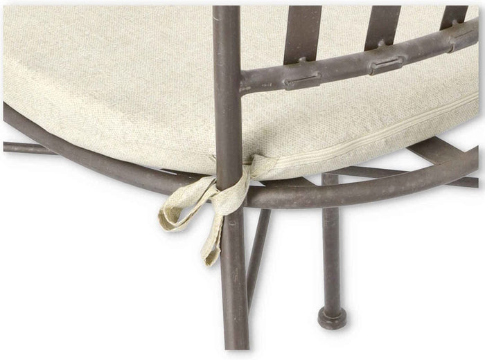 Sedia con braccioli in ferro battuto impilabile pisa con cuscino