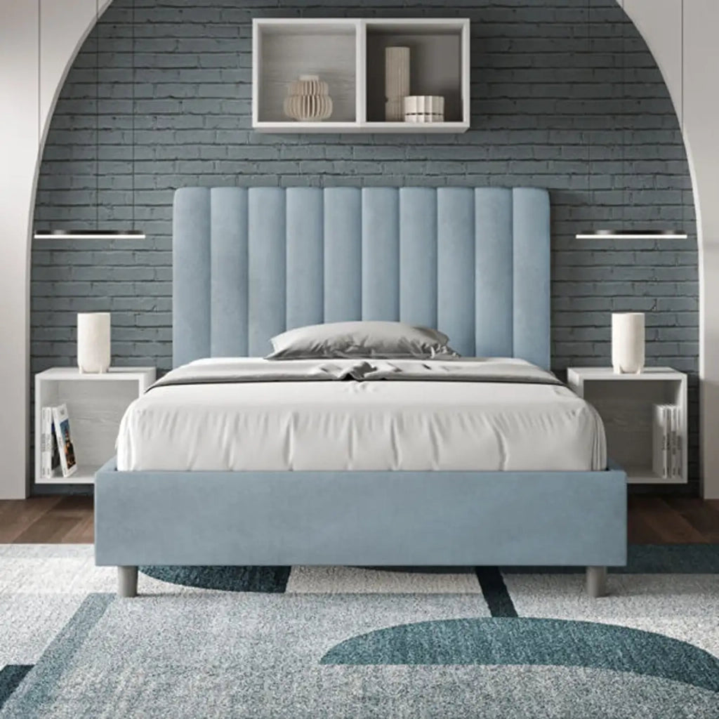 Letto una piazza e mezza contenitore imbottito 120x190 microfibra azzurro Agueda