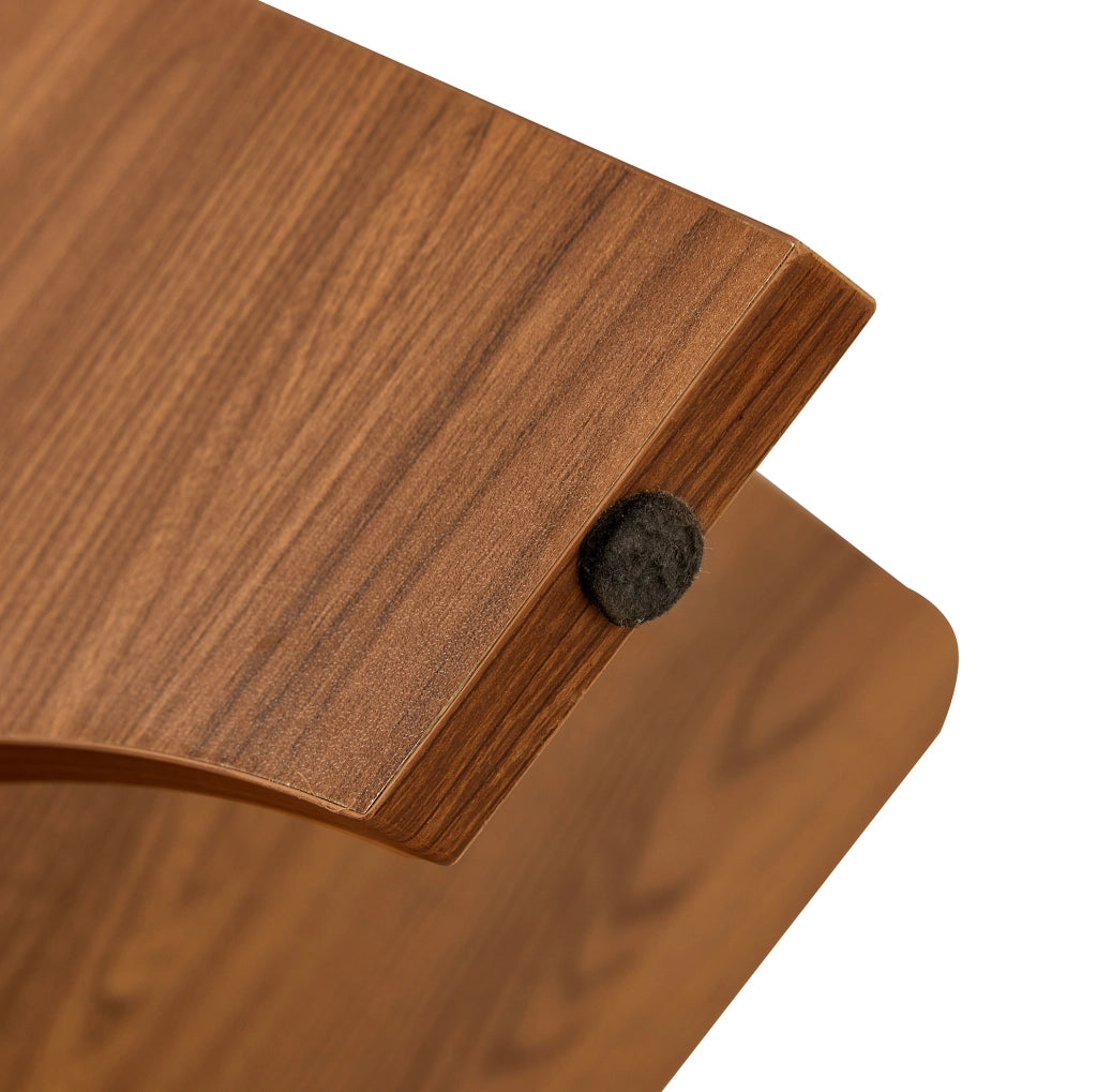 Tavolino 80x80x40 cm con piano in vetro temperato; struttura in MDF effetto noce