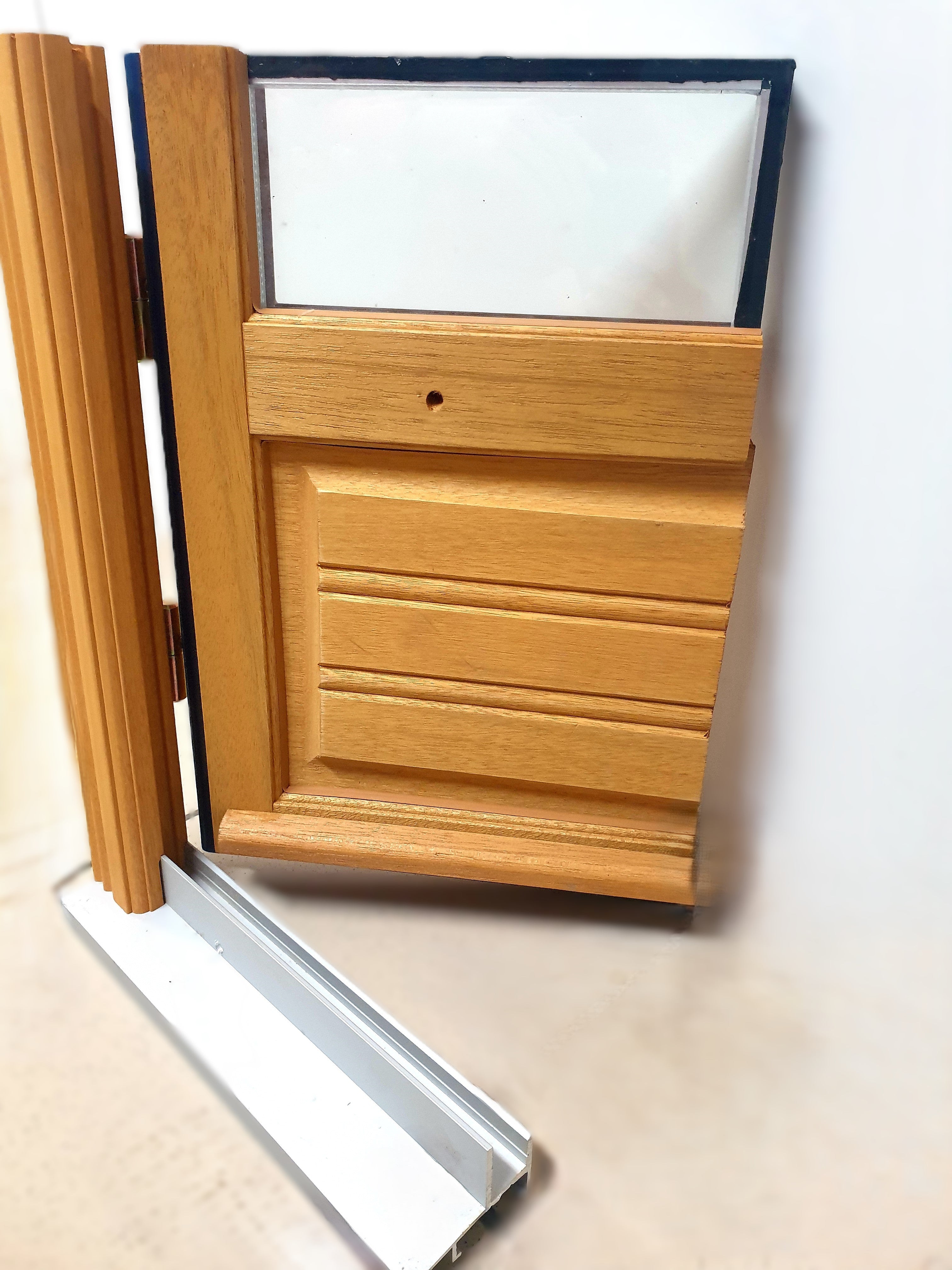 Porta in legno a un'anta Altezza 215 X Larghezza 90 Guida a destra (dimensioni della tabella)+ maniglia e barilotto senza maniglia