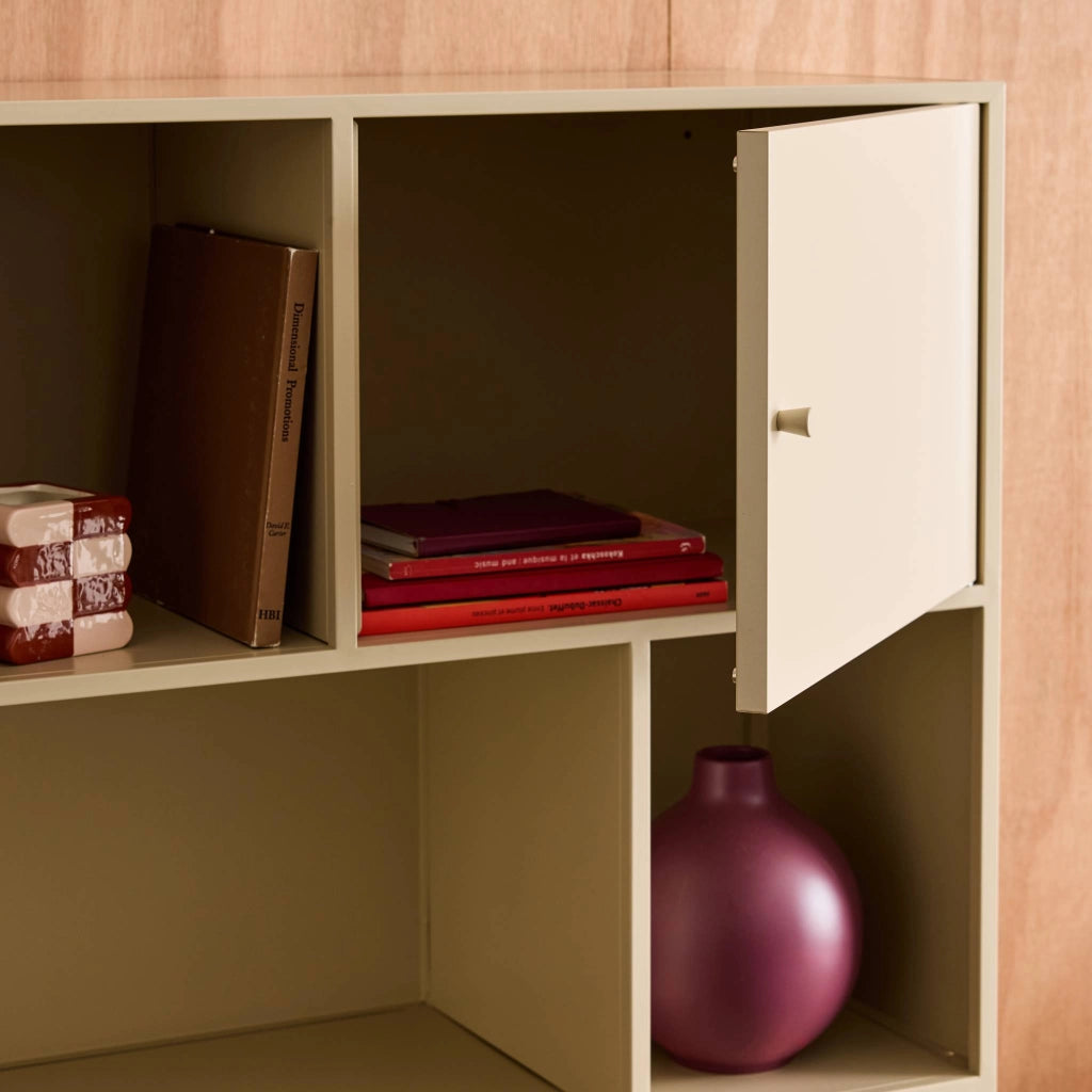 Credenza industriale in metallo con 6 scomparti, crema