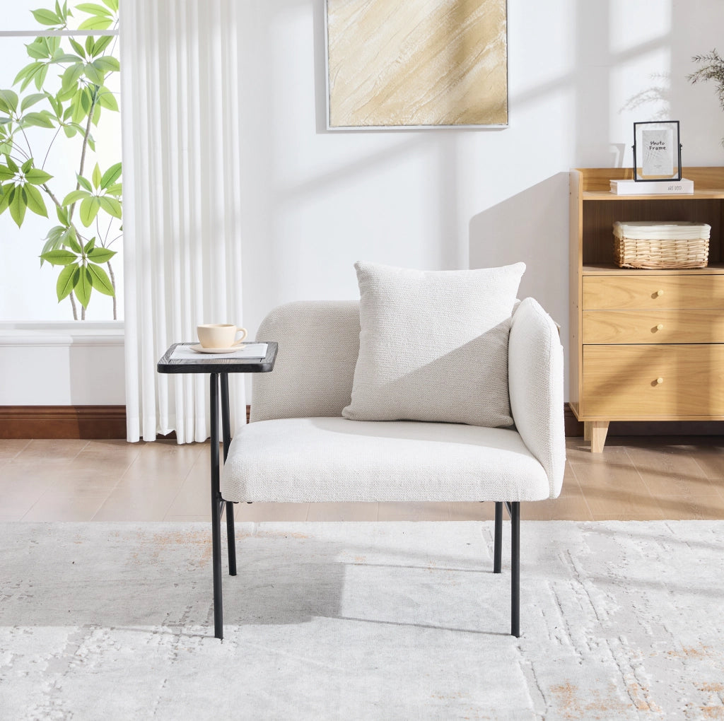 Poltrona relax con tavolino laterale e tasche portaoggetti; in chenille beige; 86x72x71 cm