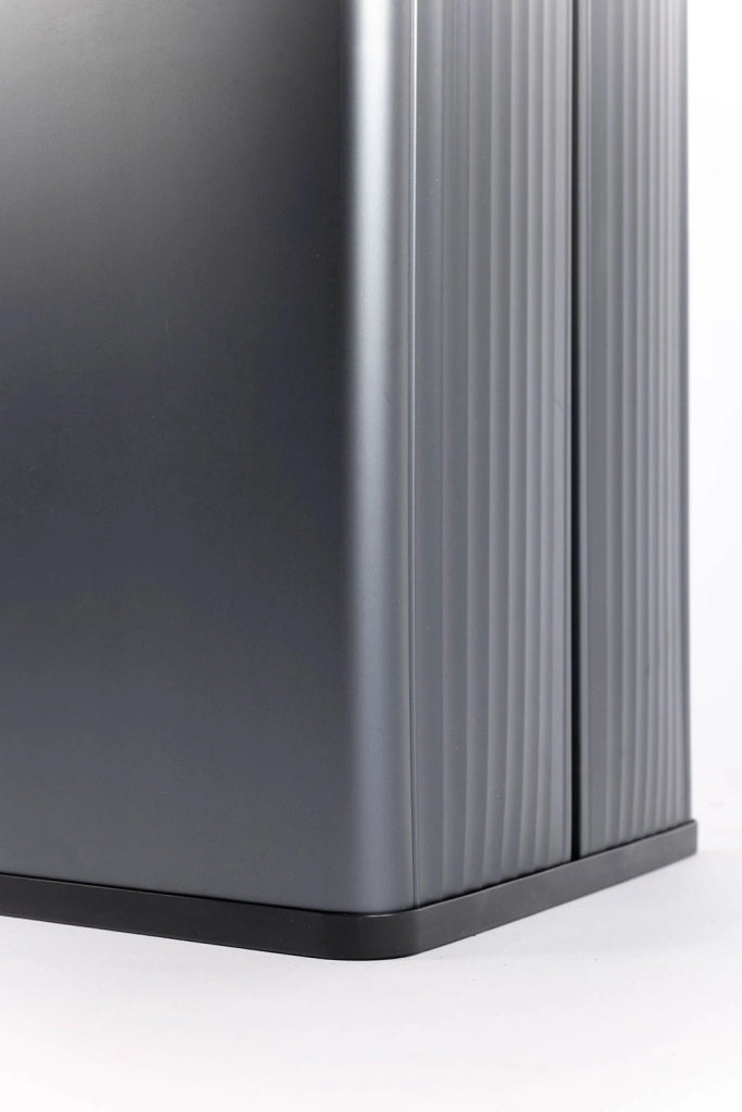 Pattumiera Alta 54L Interno Esterno Keter Verto Recycle 43,5x26,5x68,7 cm con Bordo Copri Sacco in Plastica Blu Perla