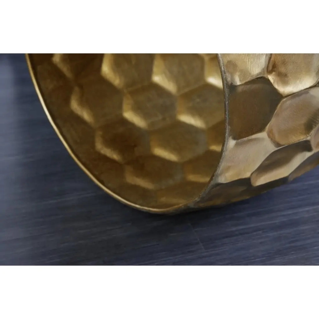Tavolino basso TRIANE dorato 70 cm – Alluminio martellato effetto nido d'ape design