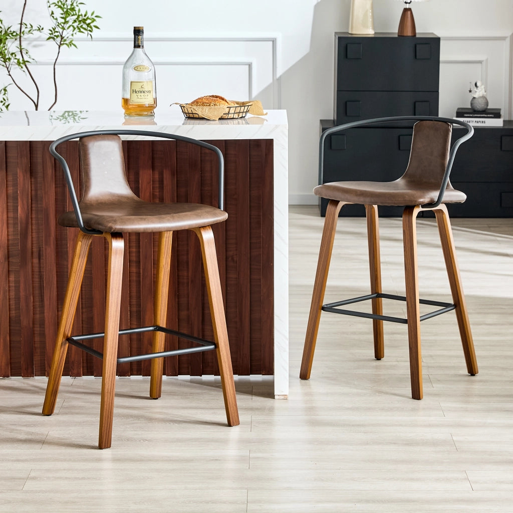 Sgabello da bar con braccioli in legno e metallo con seduta imbottita e poggiapiedi marrone 68 × 52,5 × 44 cm