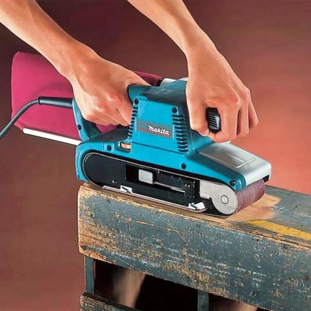 Makita 9920 - Lijadora de banda 76x610 mm 1010W 210-440 m/min 4.5 kg