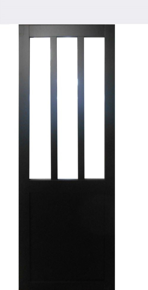 Porta scorrevole da officina rivestita di nero con larghezza 93 + guida in alluminio con balcone + 2 gusci installati