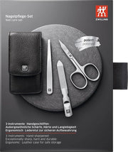 Set di Manicure e Pedicure 3-Delicato in Nero con Tasca in Pelle con Fischiatrice e Tagliaunghie