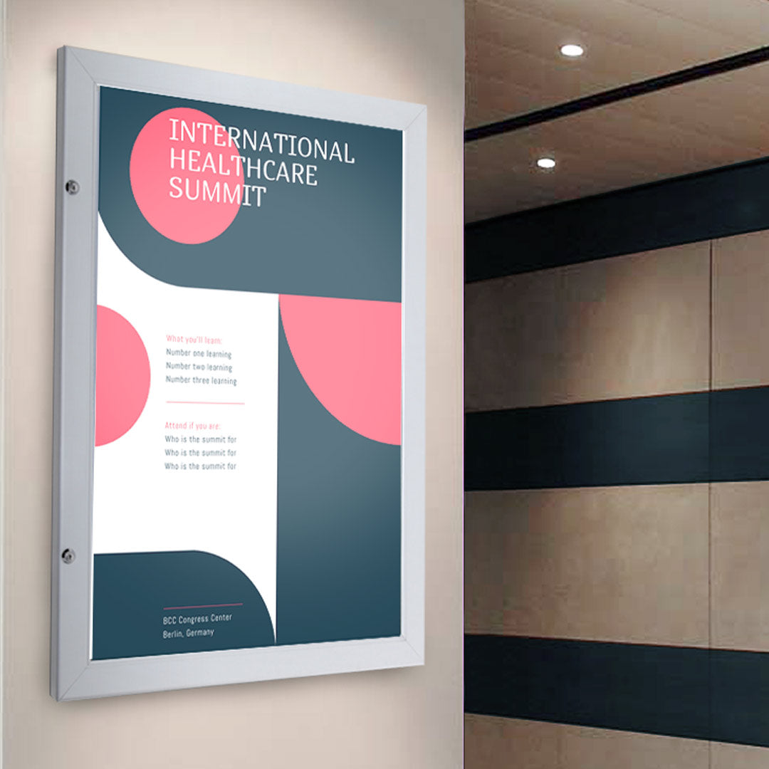 Bacheca con Anta Battente 59x79x3,3 cm in Alluminio Porta Poster Silver