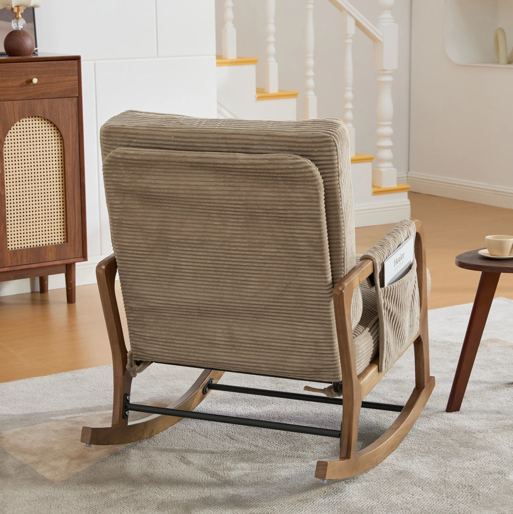 Poltrona a dondolo con poggiapiedi; schienale reclinabile a 3 posizioni; 70x80x92 cm; in corduroy kaki