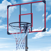 Canestro da basket ULEVR regolabile 228,6-280,42 cm con ruote, tabellone e base triangolare nero e rosso