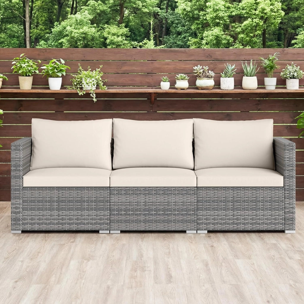 Set Divani da Giardino 3 Pezzi, Set di Mobili Salotto in Rattan PE con Cuscini Morbidi, Set Conversazione da Esterno per Veranda e Bordo Piscina (Bianco)