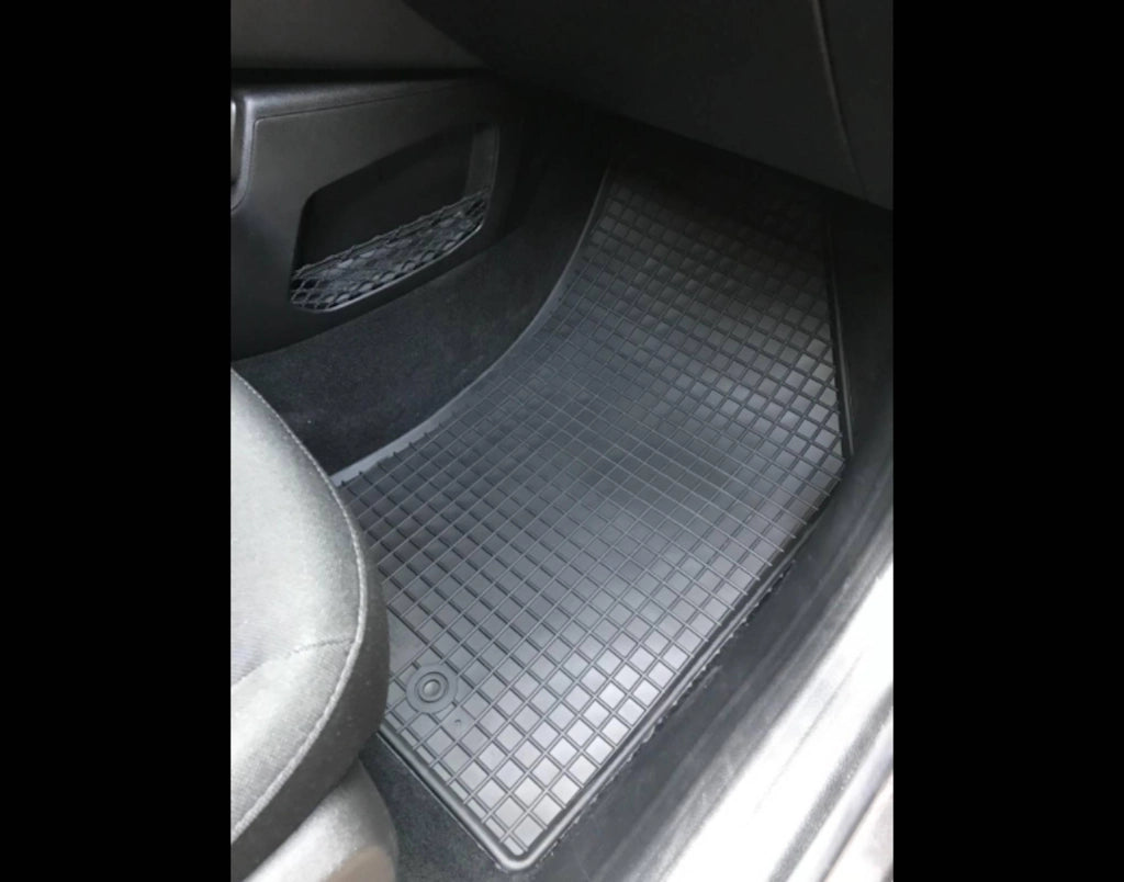 RIGUM903317 , Jeep Renegade dal 2014-, Dotato di predisposizione al fissaggio lato passeggero, distanza tra punti di fis