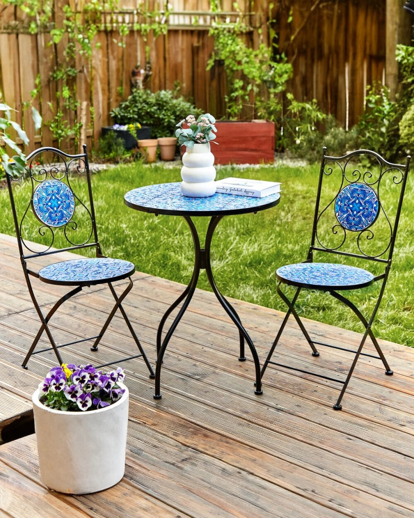 Set di 2 sedie da esterno in metallo con motivo a mosaico blu e struttura in ferro pieghevole nero stile vintage