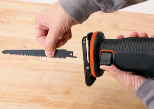 Black+Decker SEGA UNIVERSALE A BATTERIA BDCR18-QW 18V 1 batteria 1,5 Ah