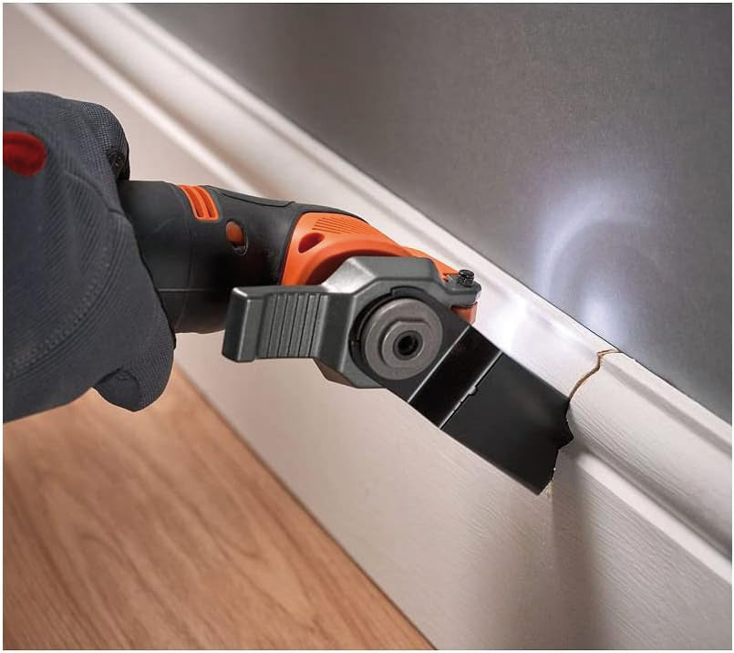 Black+Decker UTENSILE MULTIFUNZIONE A BATTERIA BDCOS18D1K-QW 18 V 1 batteria 1,5 Ah con accessori