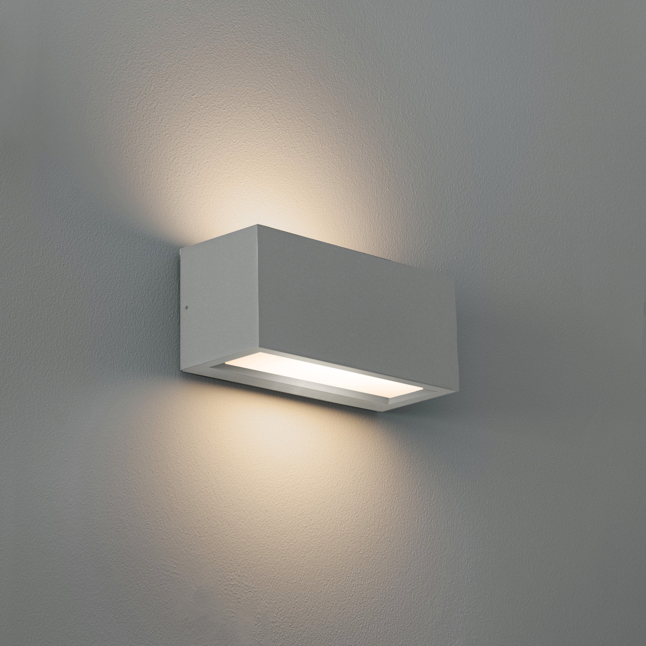 Century APPLIQUE BIDIREZIONALE RETTANGOLARE A LED REVERSO 1 Slot E27  Col. Grigio