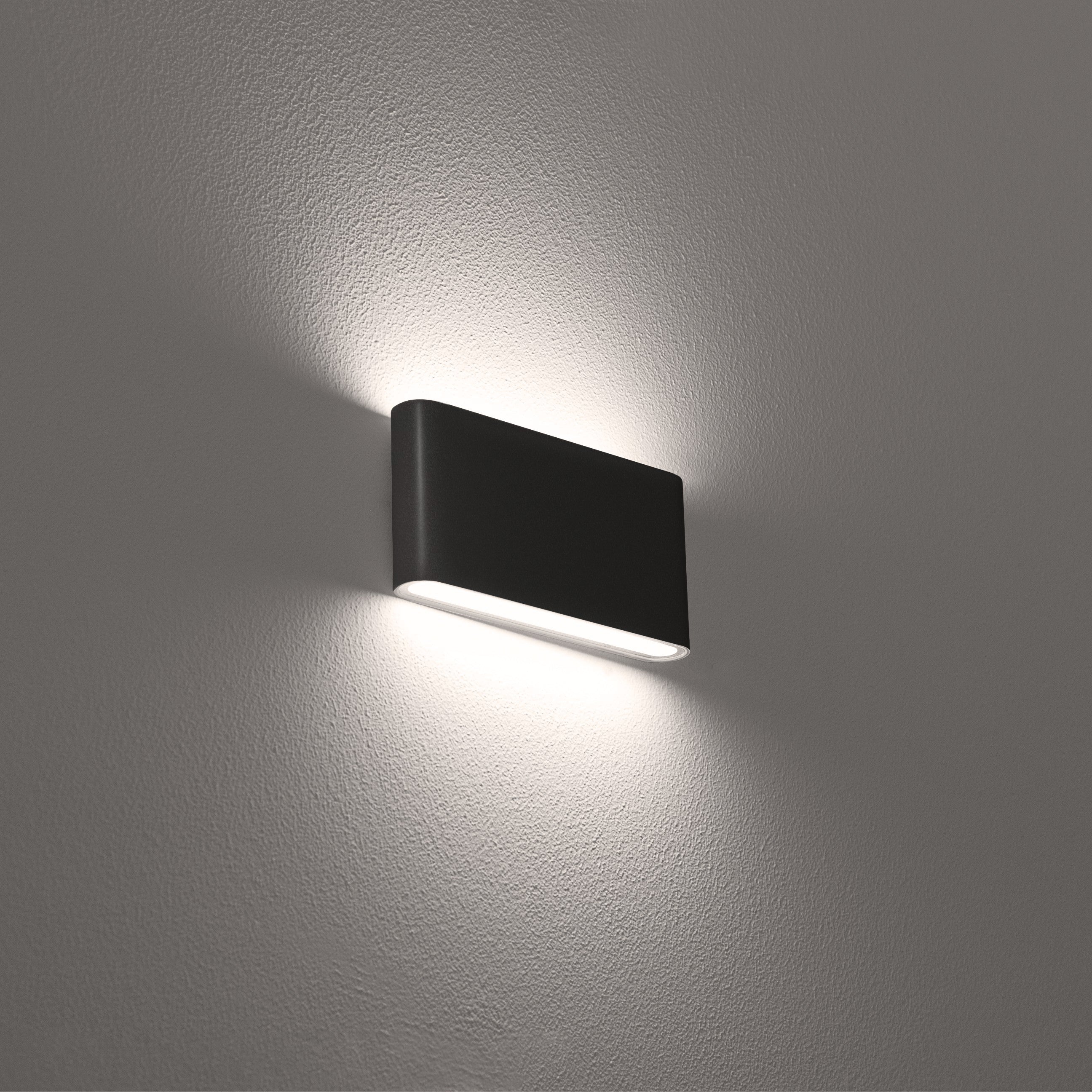 Century APPLIQUE BIDIREZIONALE RETTANGOLARE LED FORMA 12 W-820 lm-3.000K /4.000K/6500K Col. Nero
