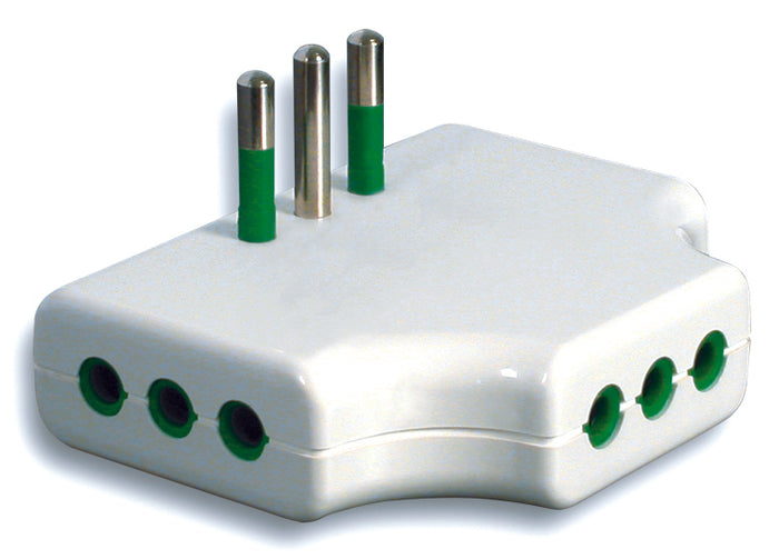 Fanton ADATTATORE TRIPLO PIATTO IN BLISTER 2P+T spina 10A/3 prese 10A