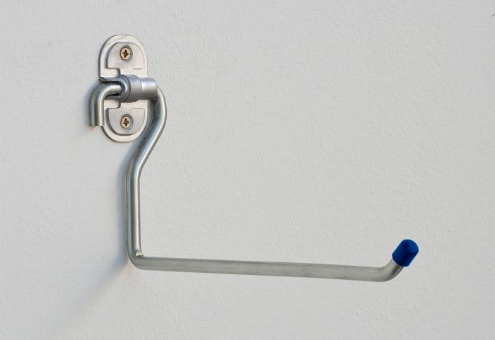 GANCIO A L DIRITTO DA PARETE  mm.150 10.00 pz