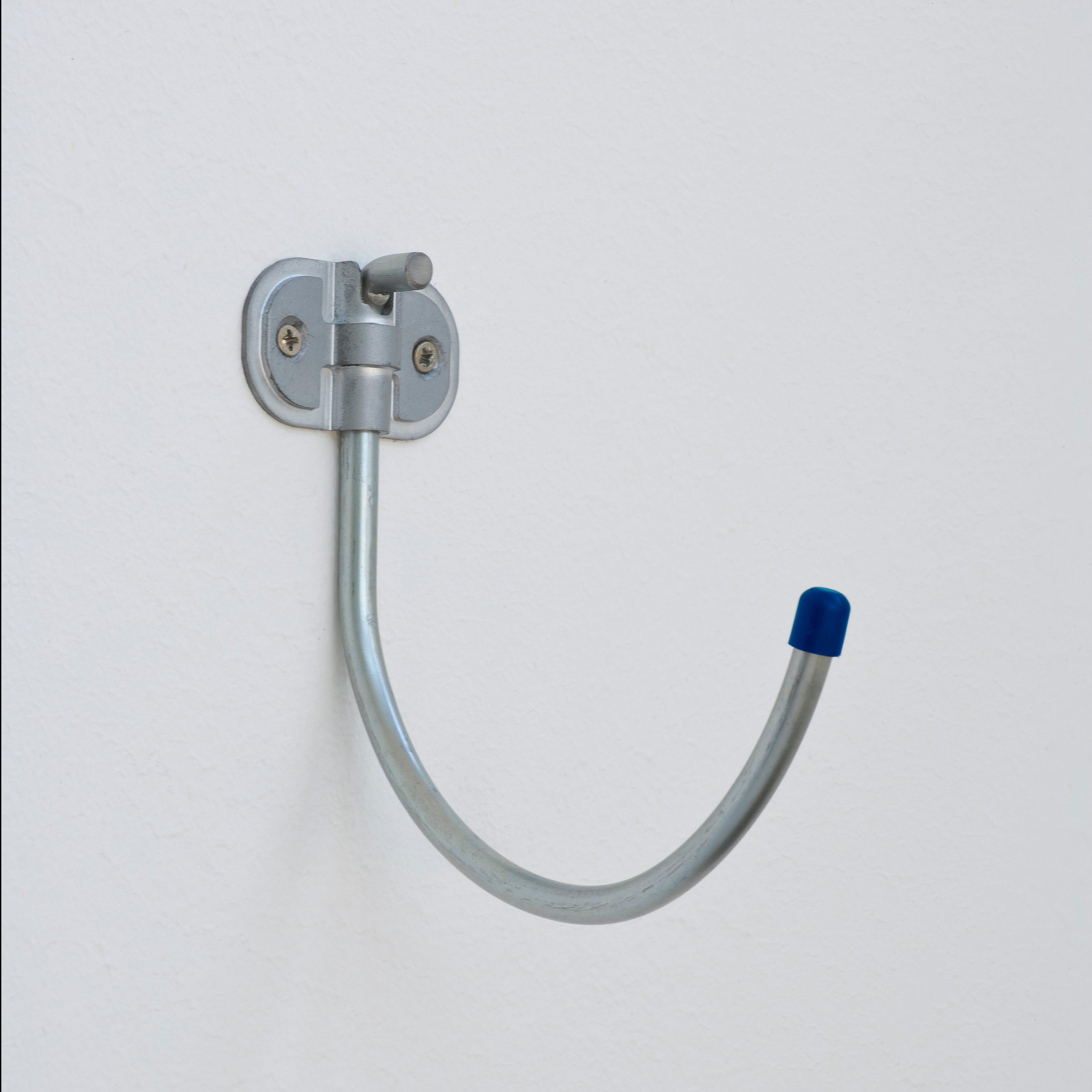 GANCIO RIPIEGABILE MULTIUSO DA PARETE  mm.150x80x50 10.00 pz