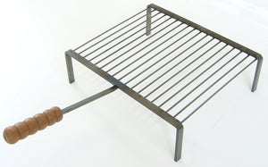 GRATICOLA IN FERRO BATTUTO cm. 45x40