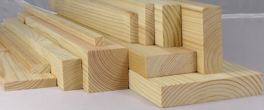 LISTELLO IN LEGNO DI ABETE   mm. 15x45x200 cm. 21.00 pz