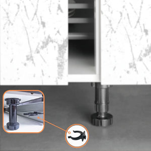 SET PIEDINI PER MOBILI DA CUCINA IN PLASTICA CON GANCIO mm. 150 h 4 pz.