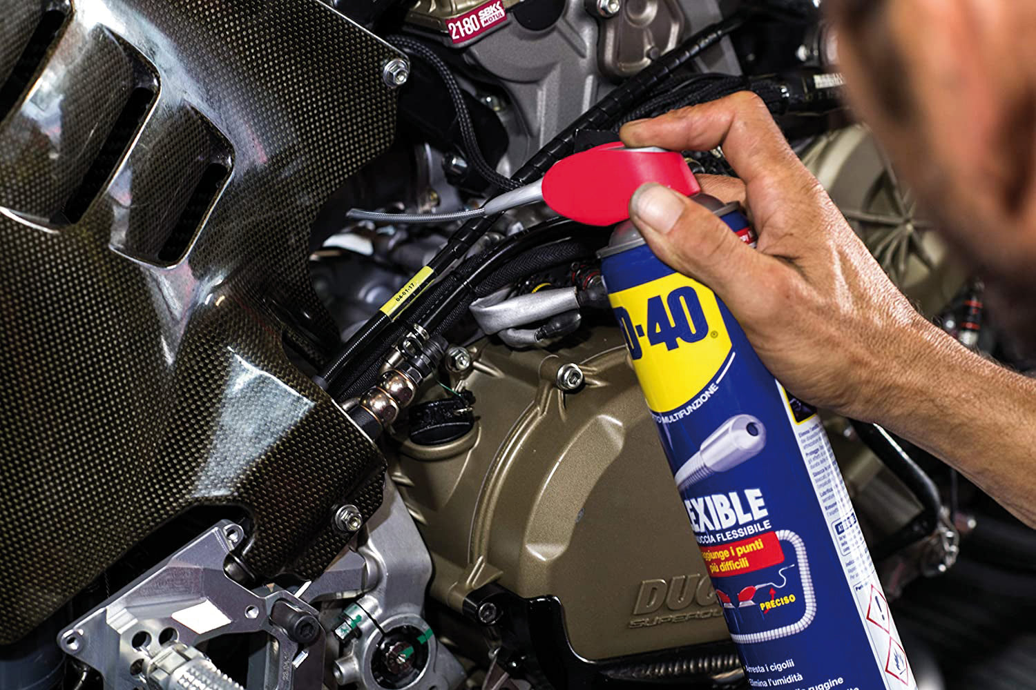 SPRAY WD-40 LUBRIFICANTE MULTIUSO FLEXIBLE ml. 600 6.00 pz