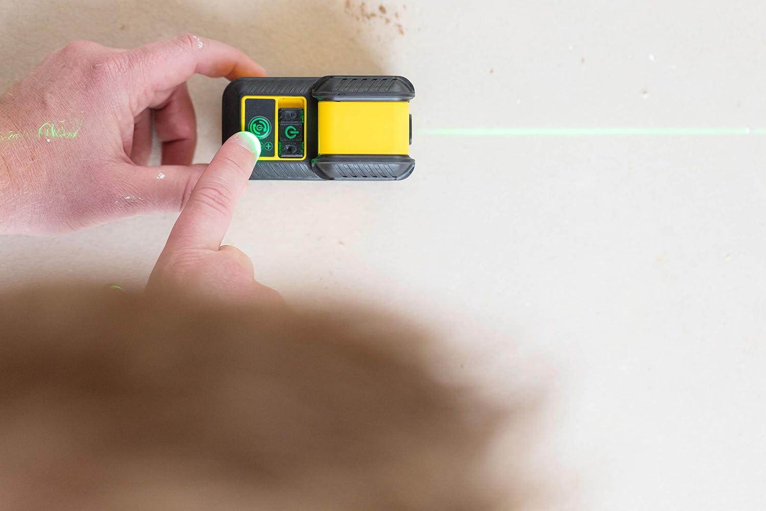 Stanley LIVELLA LASER ' CROSS 360' RAGGIO VERDE