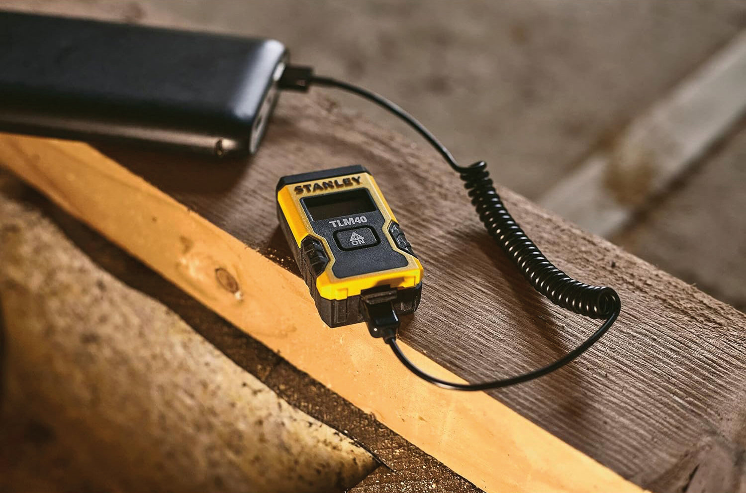 Stanley RILEVATORE DI DISTANZE METRO LASER TLM40  mt.12