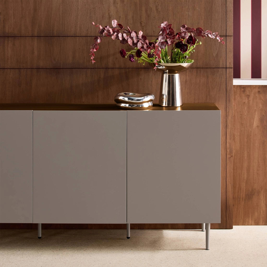 Credenza in metallo e decorazione in legno 3 ante, 150cm, grigio