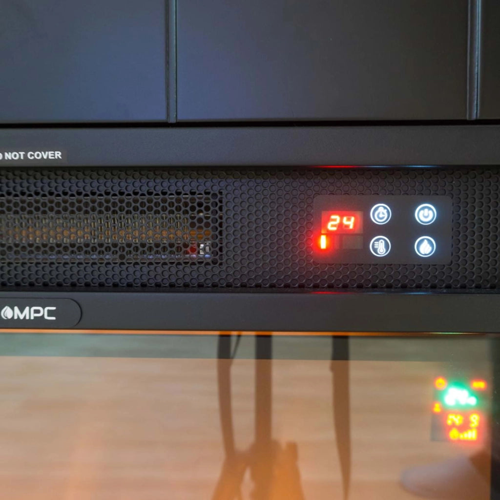 Mpc Camino Lipari Camino Da Pavimento Con Cornice e Bruciatore Elettrico Da 1500w Nero Effetto Fiamma Super Realisitco e Cornce In Legno Mdf Nero Profondo Caminetto Design Completo Di Telecomando