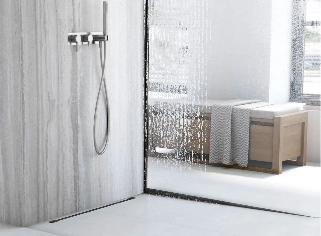 Profilo Doccia Pendenzato 120cm Black sinistra