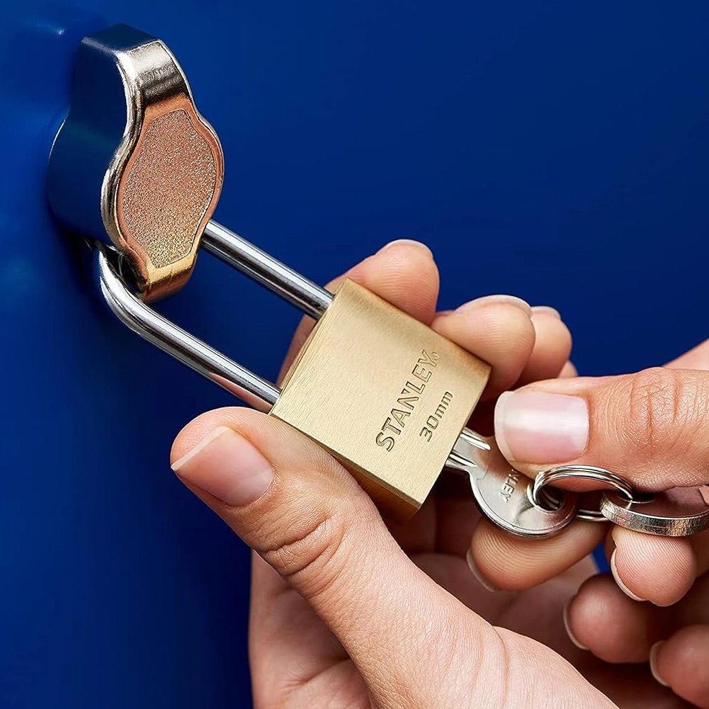 Stanley Lucchetto Sicurezza Arco Lungo in Acciaio Cementato da 25mm con 3 Chiavi