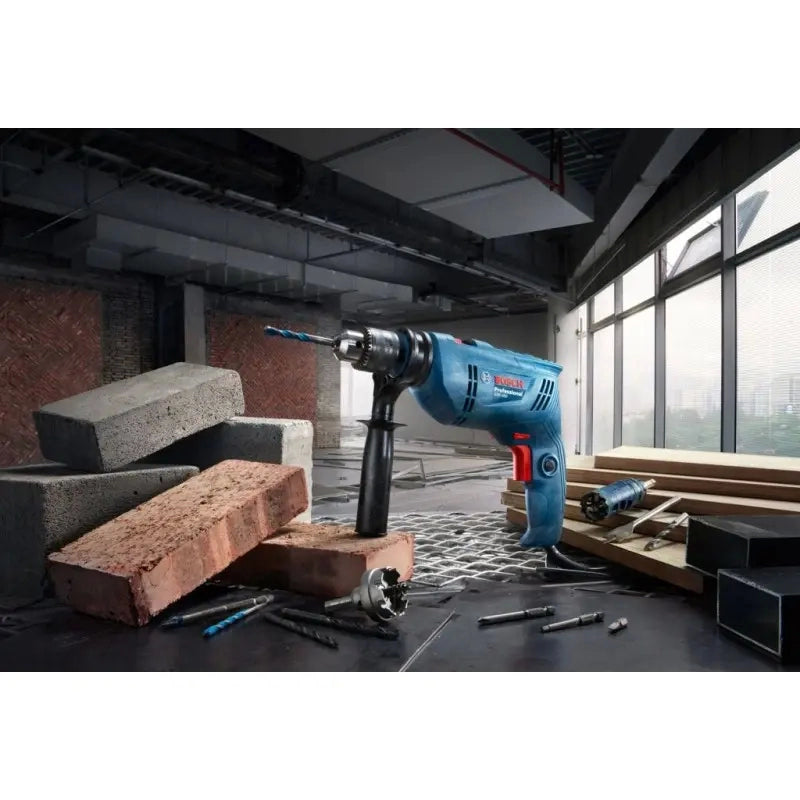 Bosch Professional Trapano con percussione a filo GSB 600 motore da 600 W