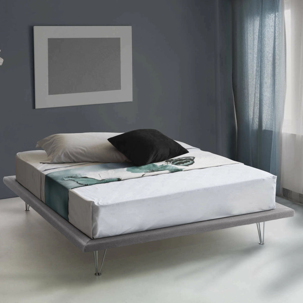 Letto matrimoniale Pietersite, Letto fisso in tessuto con piedini, Made in Italy, adatto per materasso cm 160x200, Grigio
