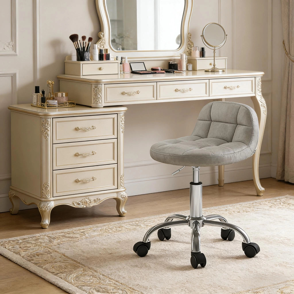 Sedia da ufficio girevole regolabile con ruote e schienale basso ergonomico in velluto grigio chiaro