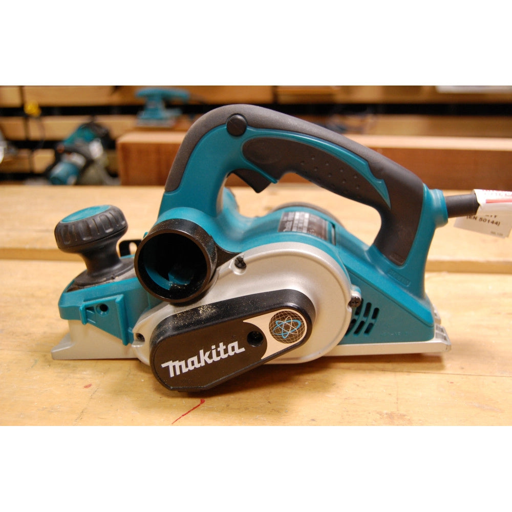 Trade Shop - Piallatrice Pialla Pialletto Professionale Per Legno 620w Makita Mod.kp0800 -