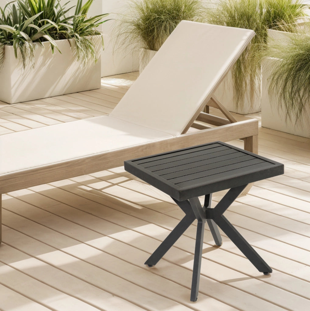 Tavolino laterale 45x45x47 cm; resistente a ruggine e intemperie; alluminio; marrone scuro