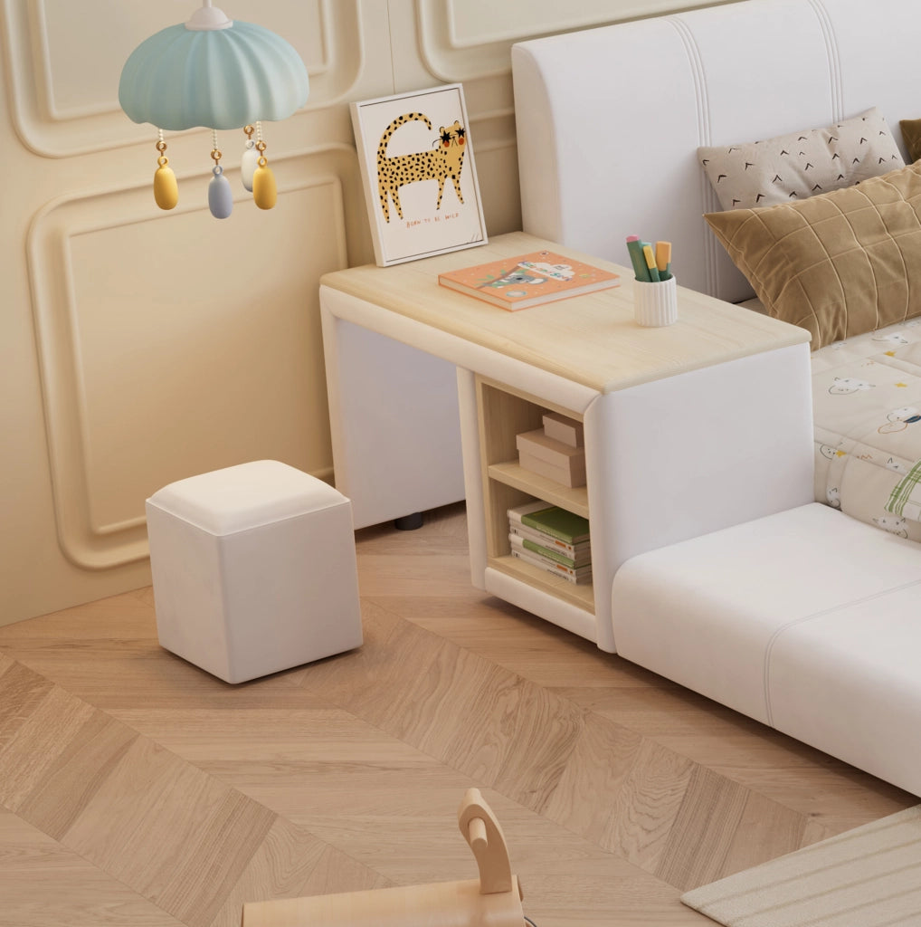 Letto imbottito per bambini con scrivania, sgabello e ripiano