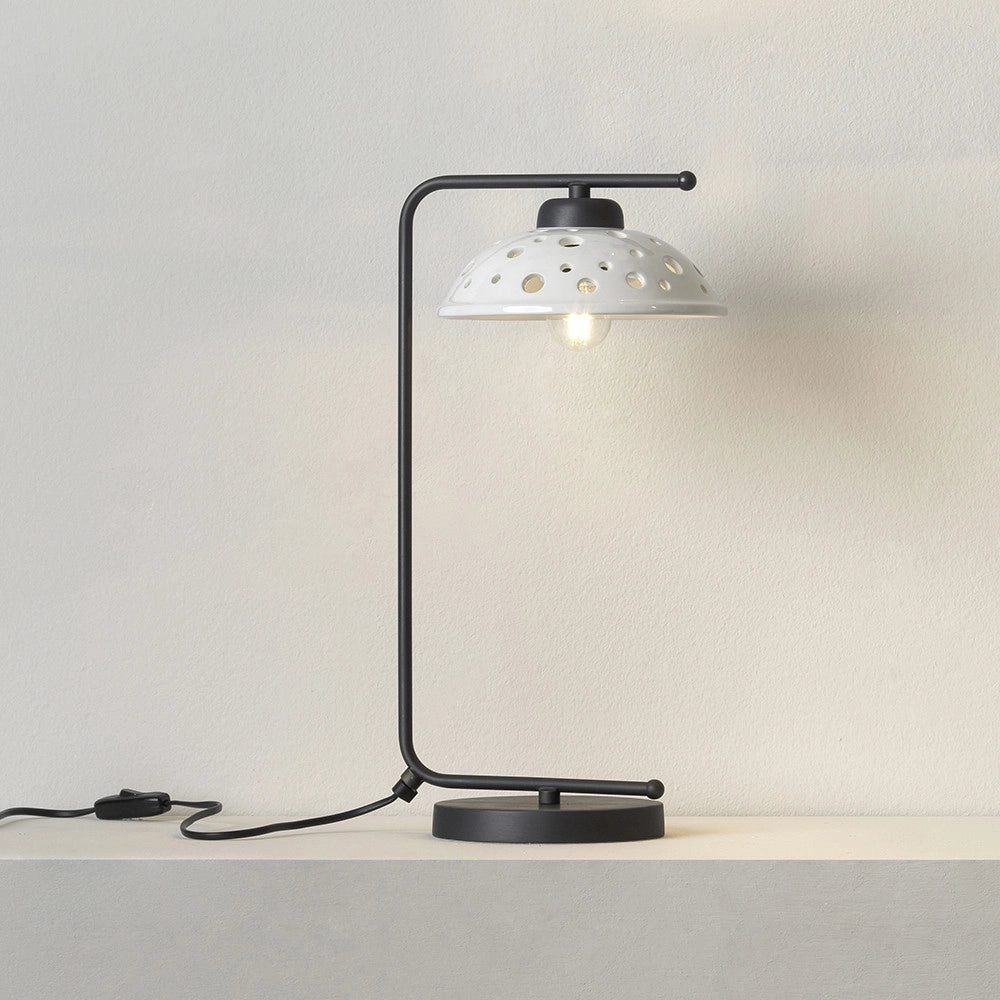 CONTEMPORANEA Lampada da Tavolo in Metallo Nero e Ceramica Traforata