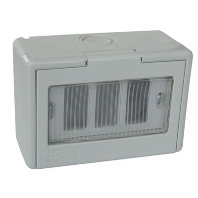 INVOLUCRO A PARETE + PORTELLA IP44 MARLANVIL - POSTI 3 MM 122X83 H.MM 65 X VENUS- 4 pezzi